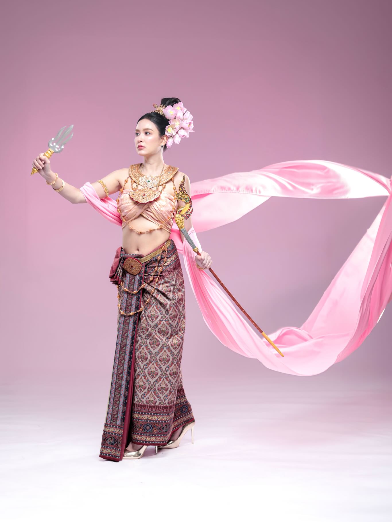 เบนซ์ - ปุณยาพร พูลพิพัฒน์