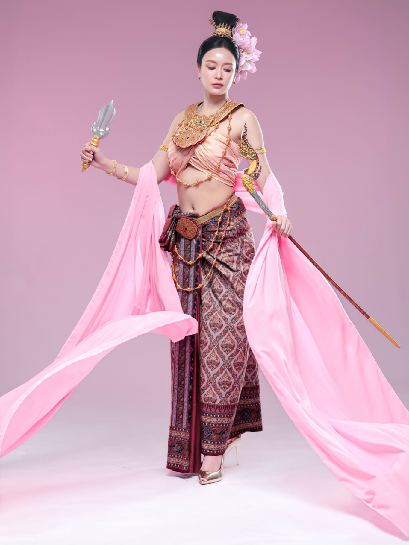 เบนซ์ - ปุณยาพร พูลพิพัฒน์