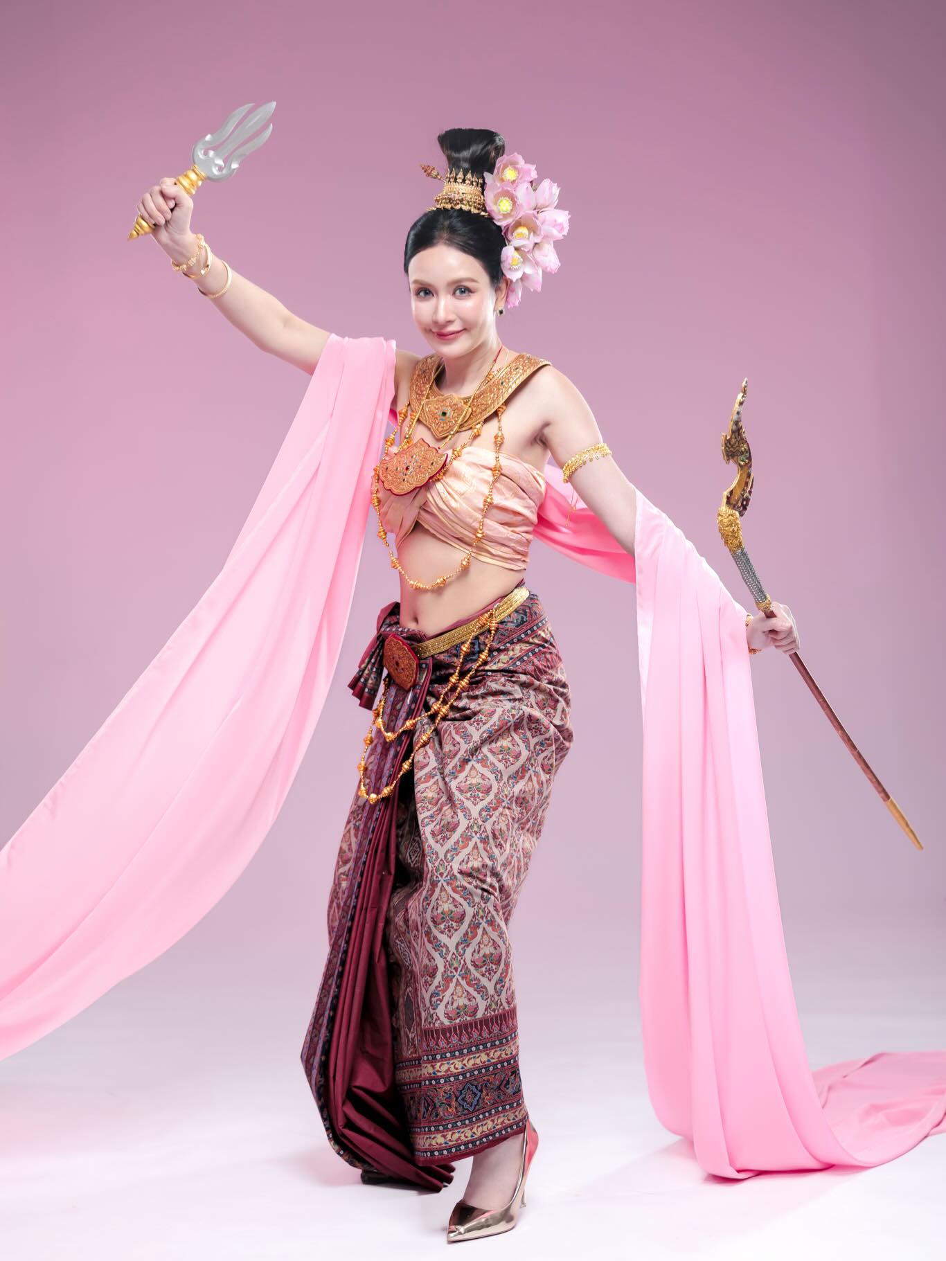 เบนซ์ - ปุณยาพร พูลพิพัฒน์