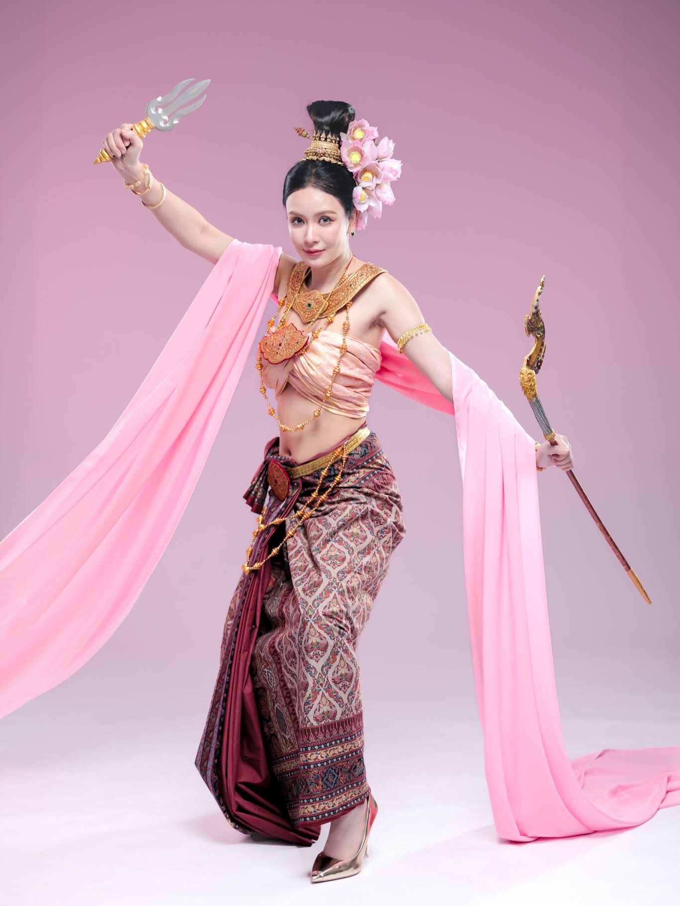 เบนซ์ - ปุณยาพร พูลพิพัฒน์