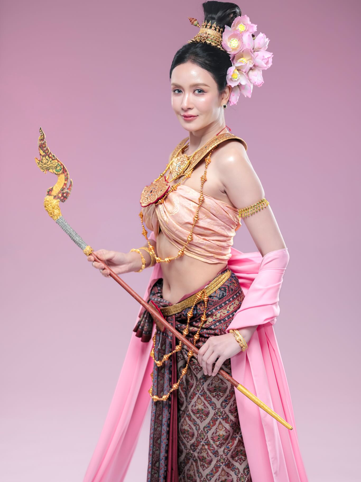 เบนซ์ - ปุณยาพร พูลพิพัฒน์