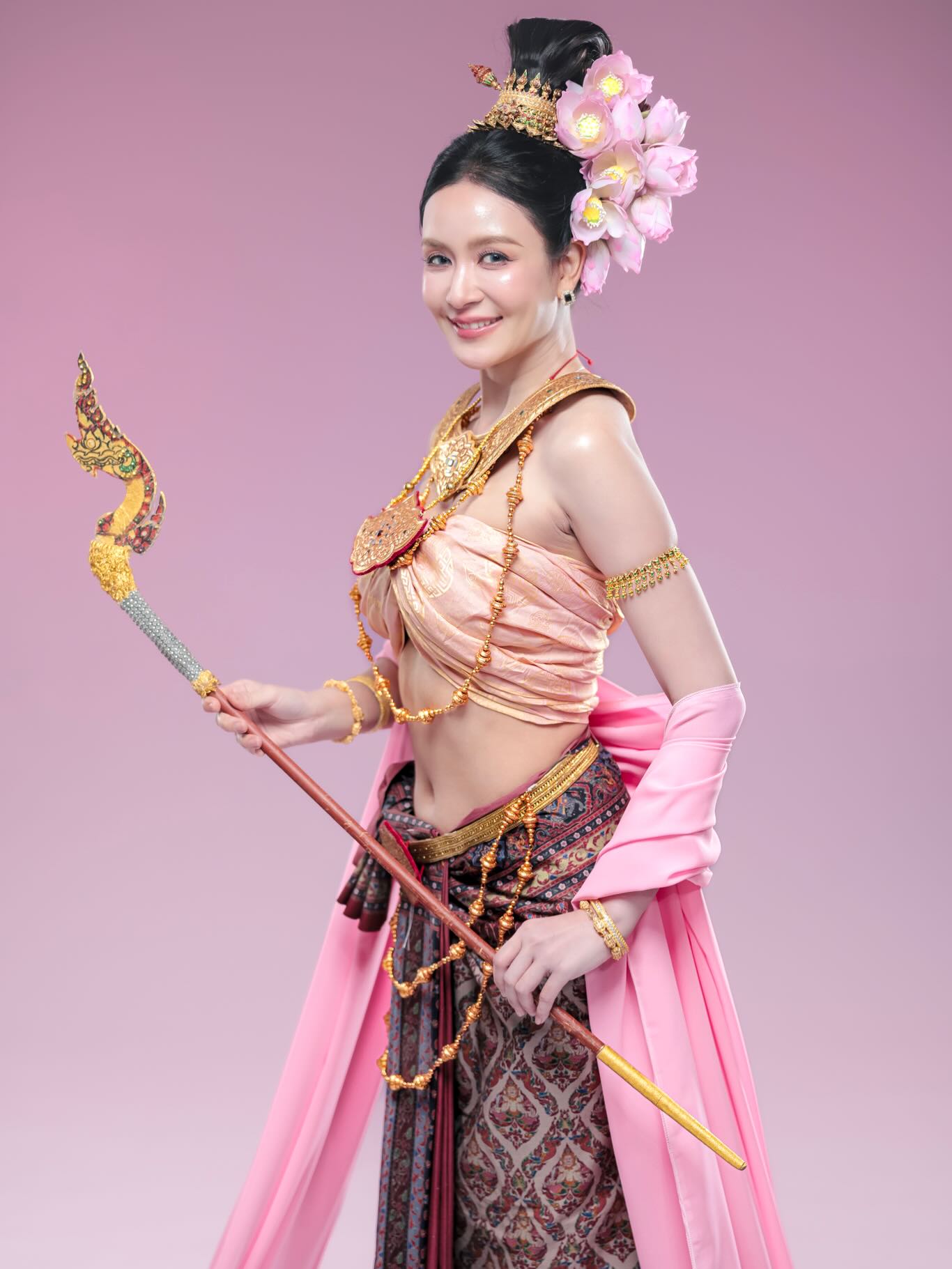 เบนซ์ - ปุณยาพร พูลพิพัฒน์