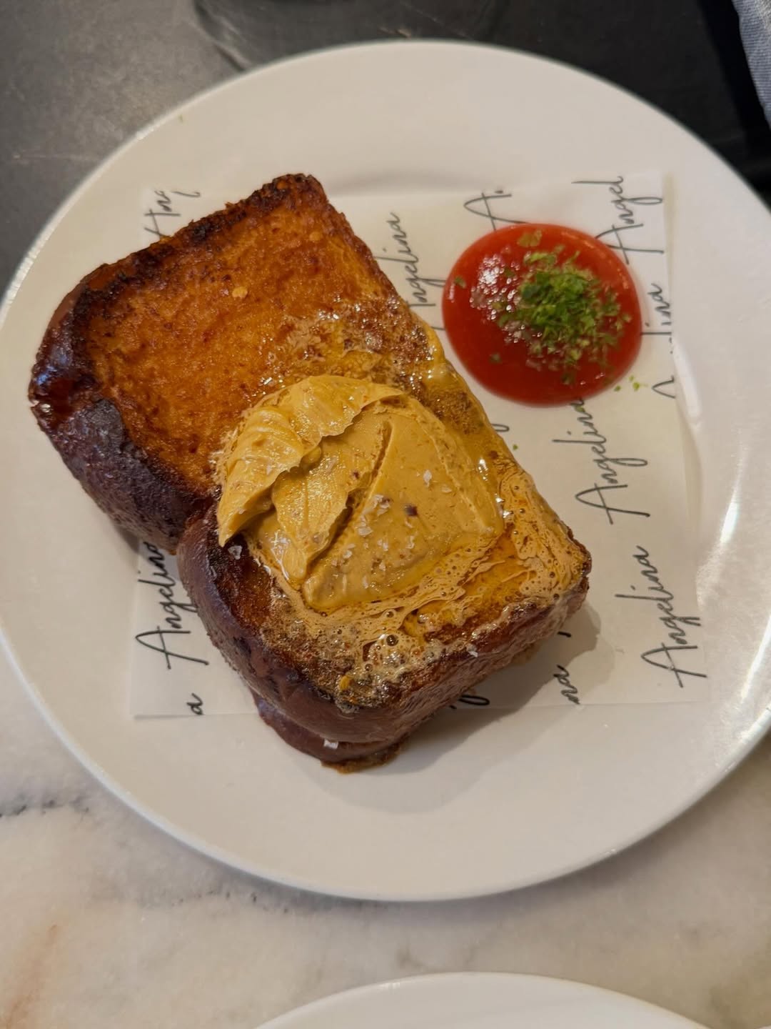 เบนซ์ - ปุณยาพร พูลพิพัฒน์