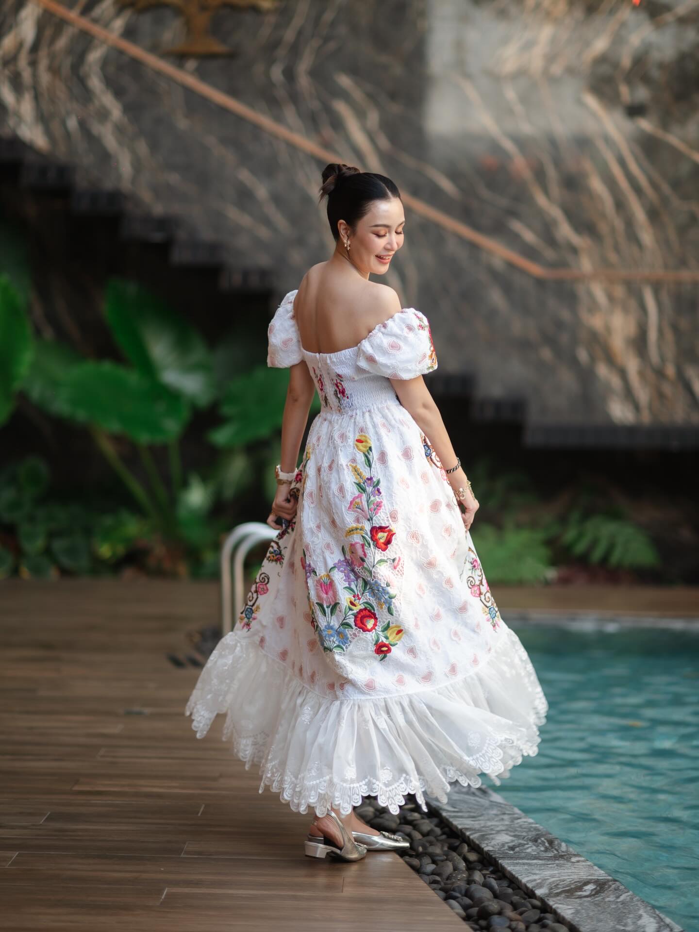 เบนซ์ - ปุณยาพร พูลพิพัฒน์