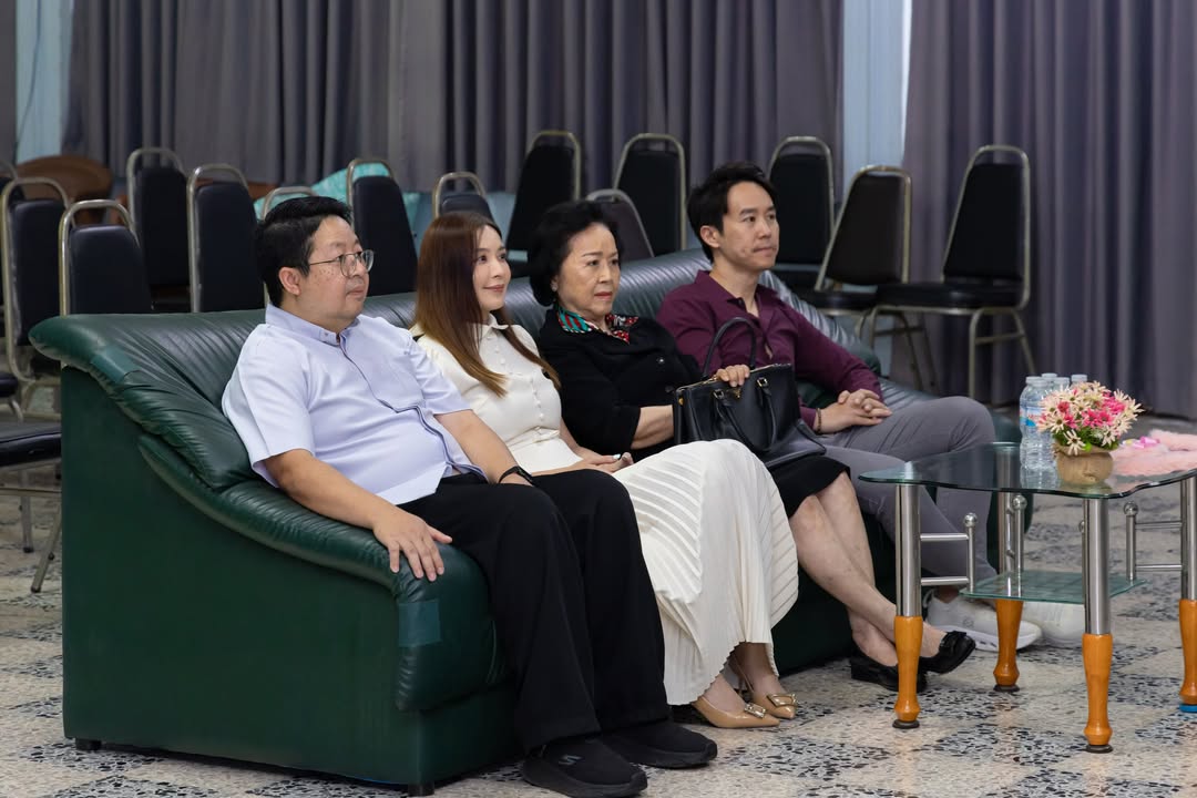 เบนซ์ - ปุณยาพร พูลพิพัฒน์