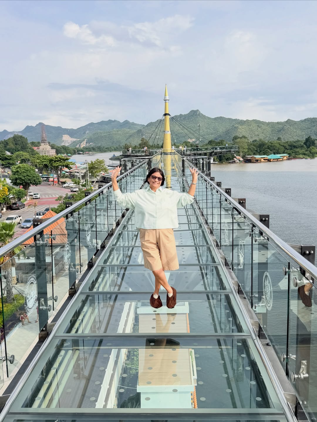 เบนซ์ - ปุณยาพร พูลพิพัฒน์