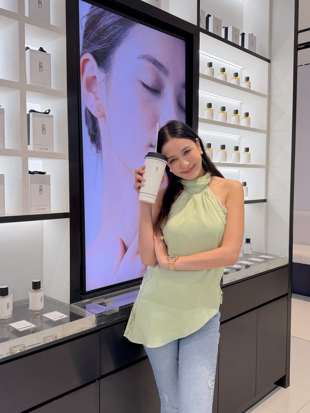 เบนซ์ - ปุณยาพร พูลพิพัฒน์