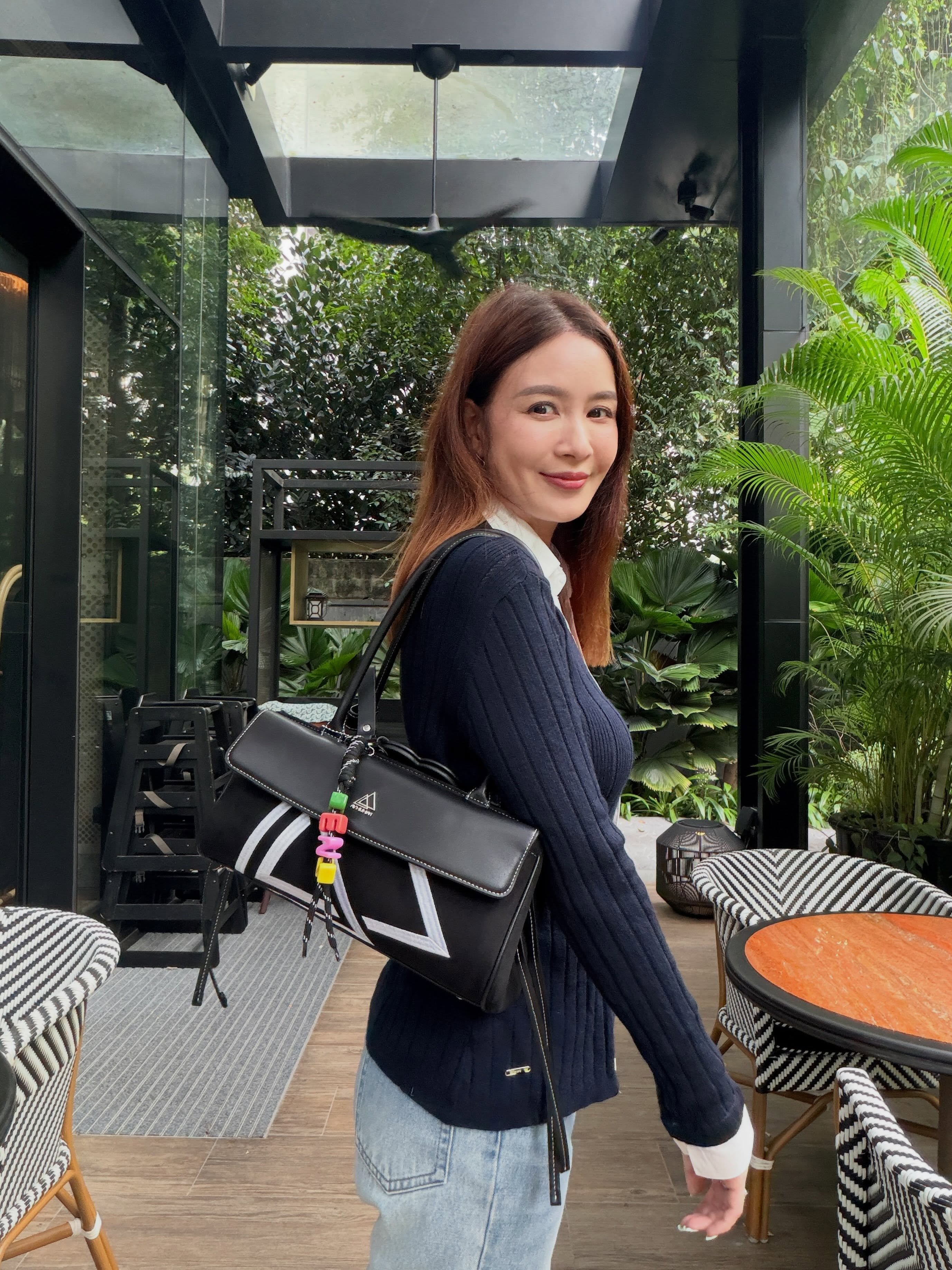 เบนซ์ - ปุณยาพร พูลพิพัฒน์