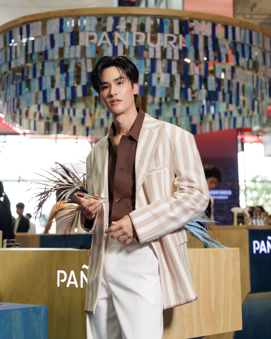 เต - ตะวัน วิหครัตน์