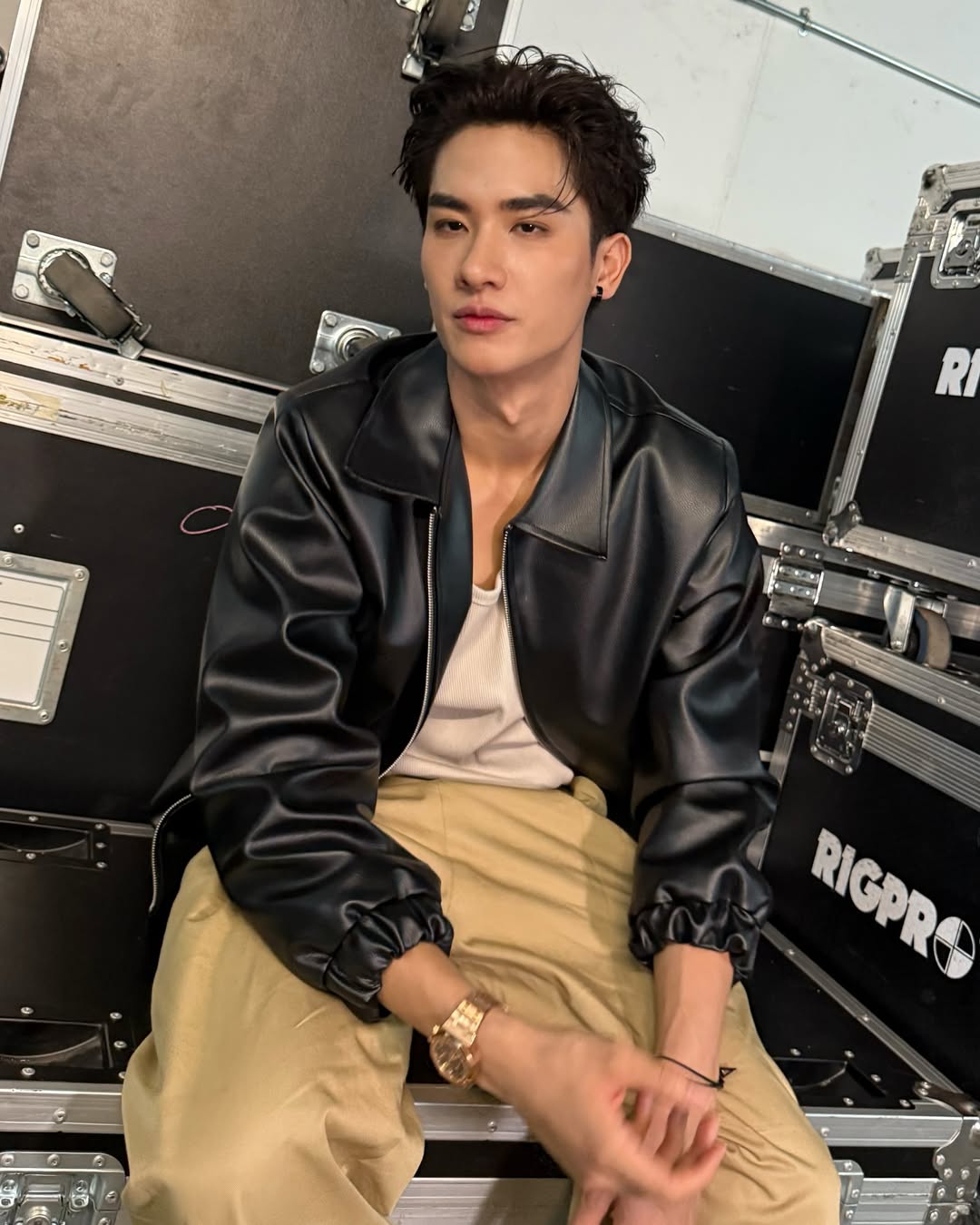 เต - ตะวัน วิหครัตน์