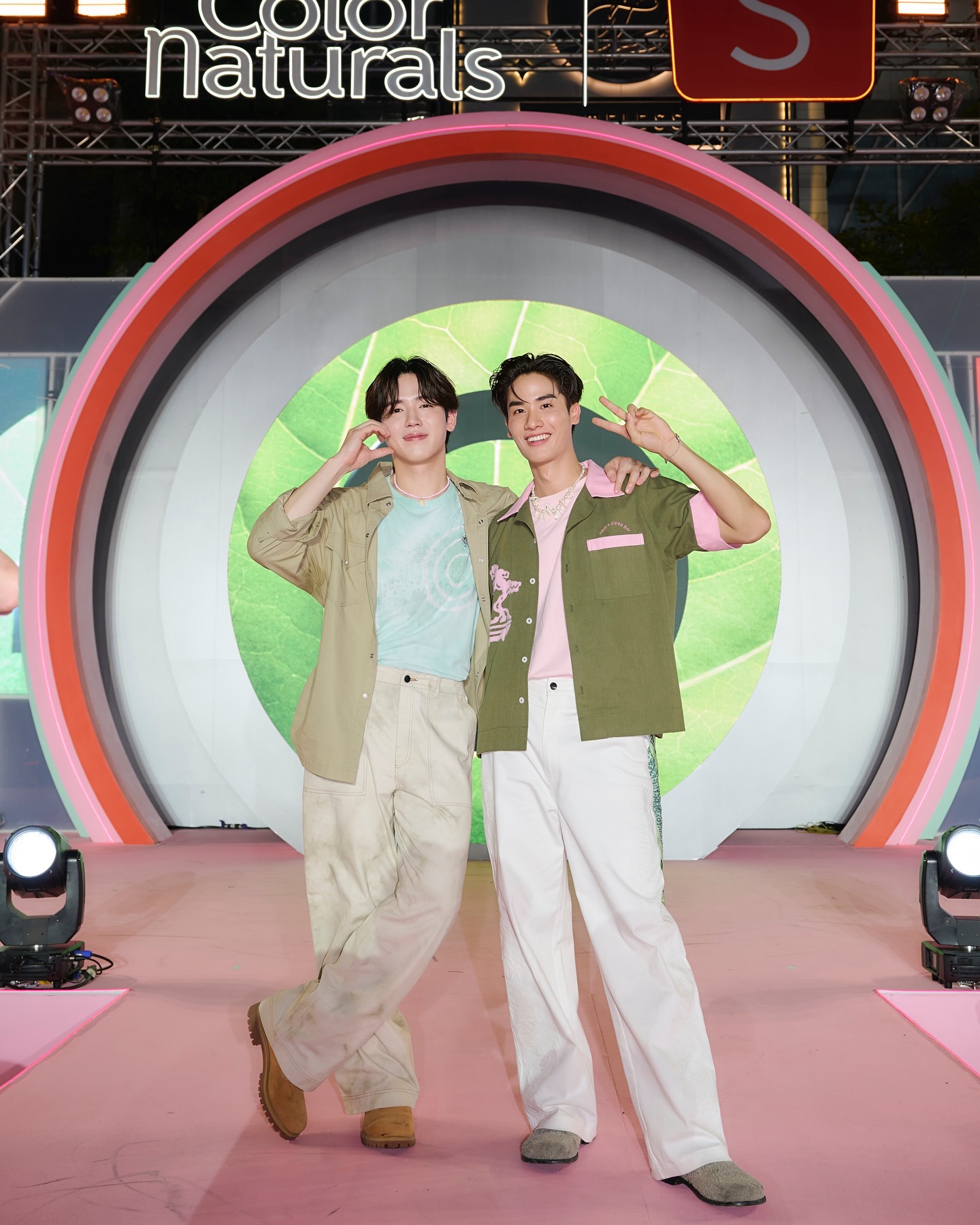 เต - ตะวัน วิหครัตน์