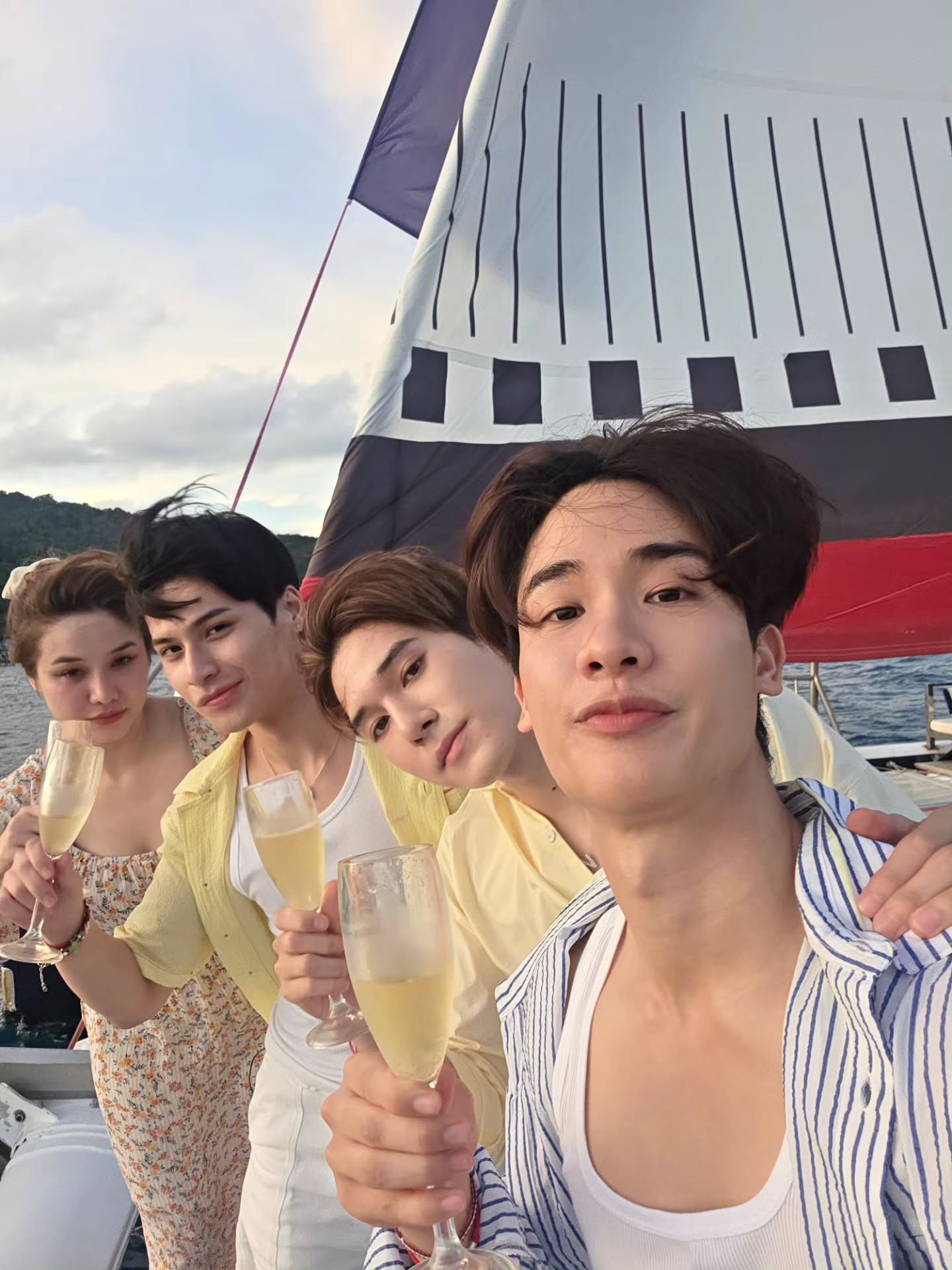 เต - ตะวัน วิหครัตน์
