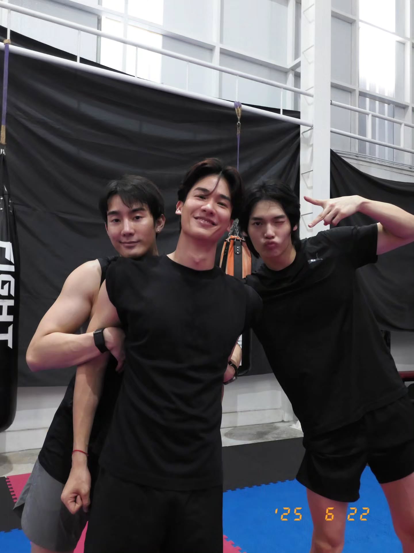 เต - ตะวัน วิหครัตน์