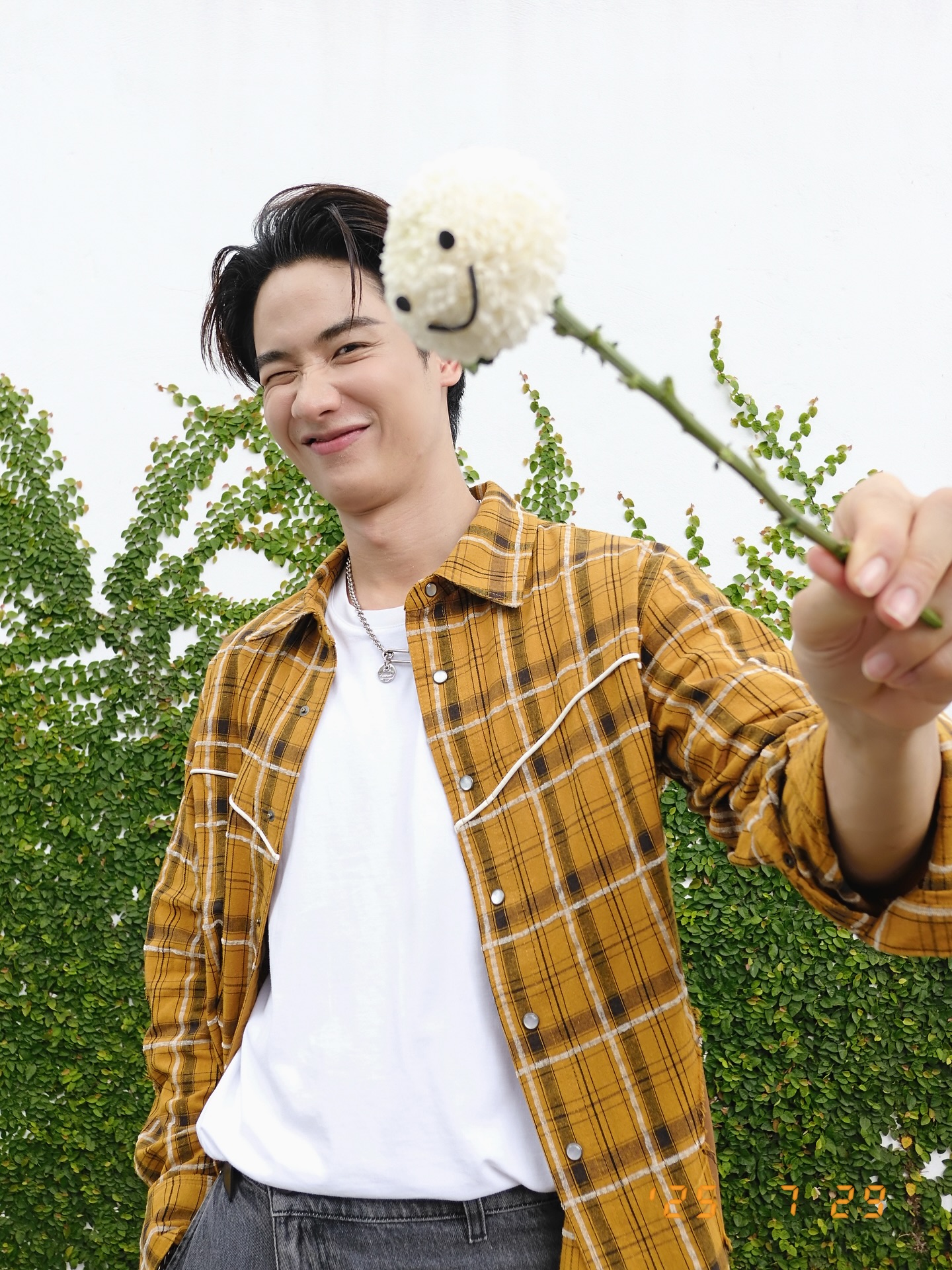 เต - ตะวัน วิหครัตน์