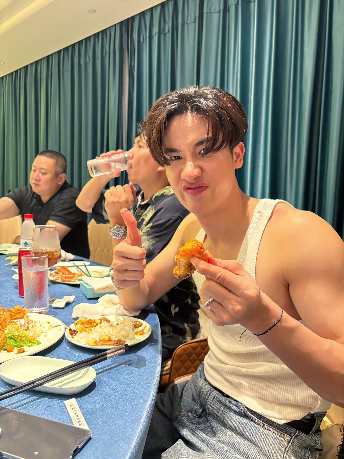 เต - ตะวัน วิหครัตน์
