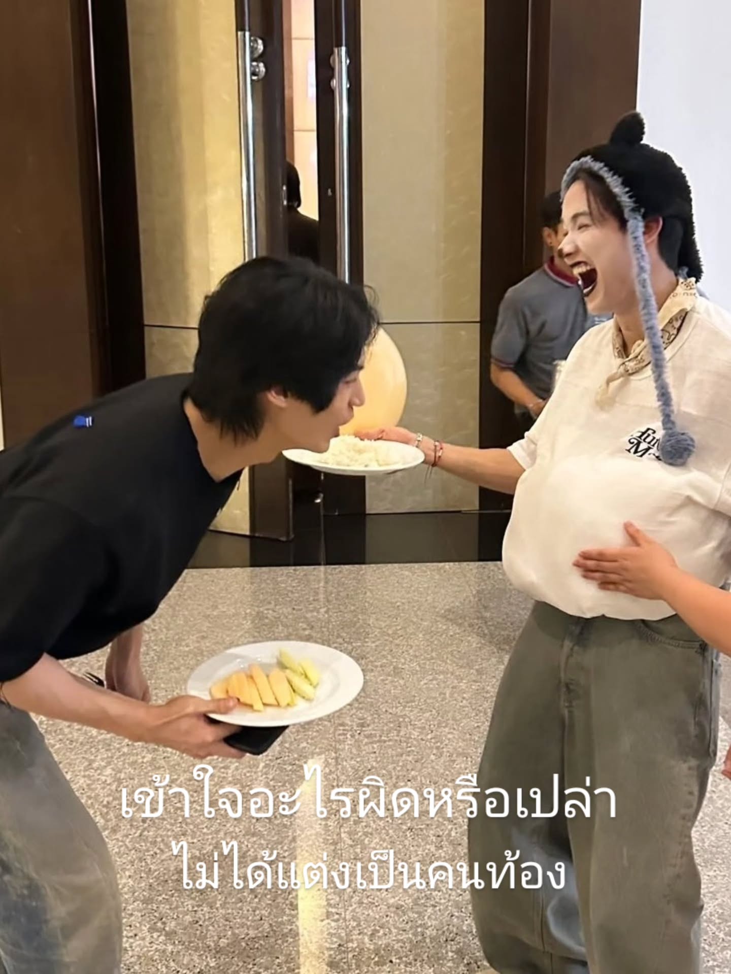 เต - ตะวัน วิหครัตน์