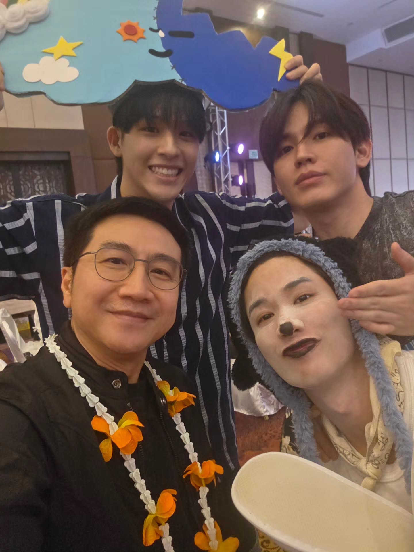 เต - ตะวัน วิหครัตน์