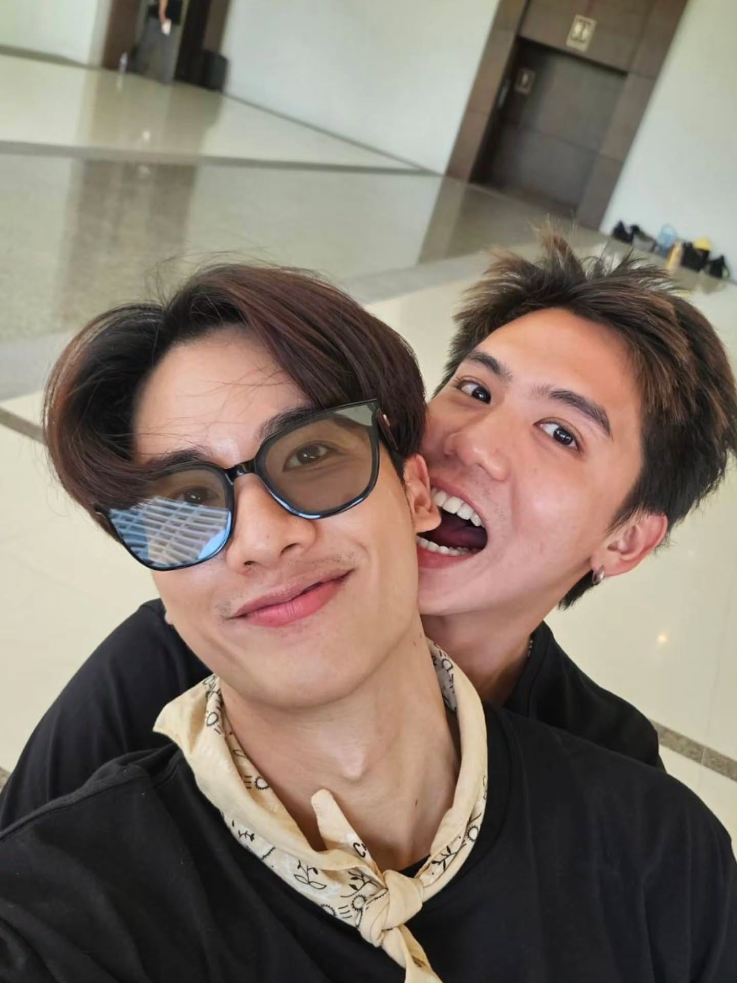 เต - ตะวัน วิหครัตน์