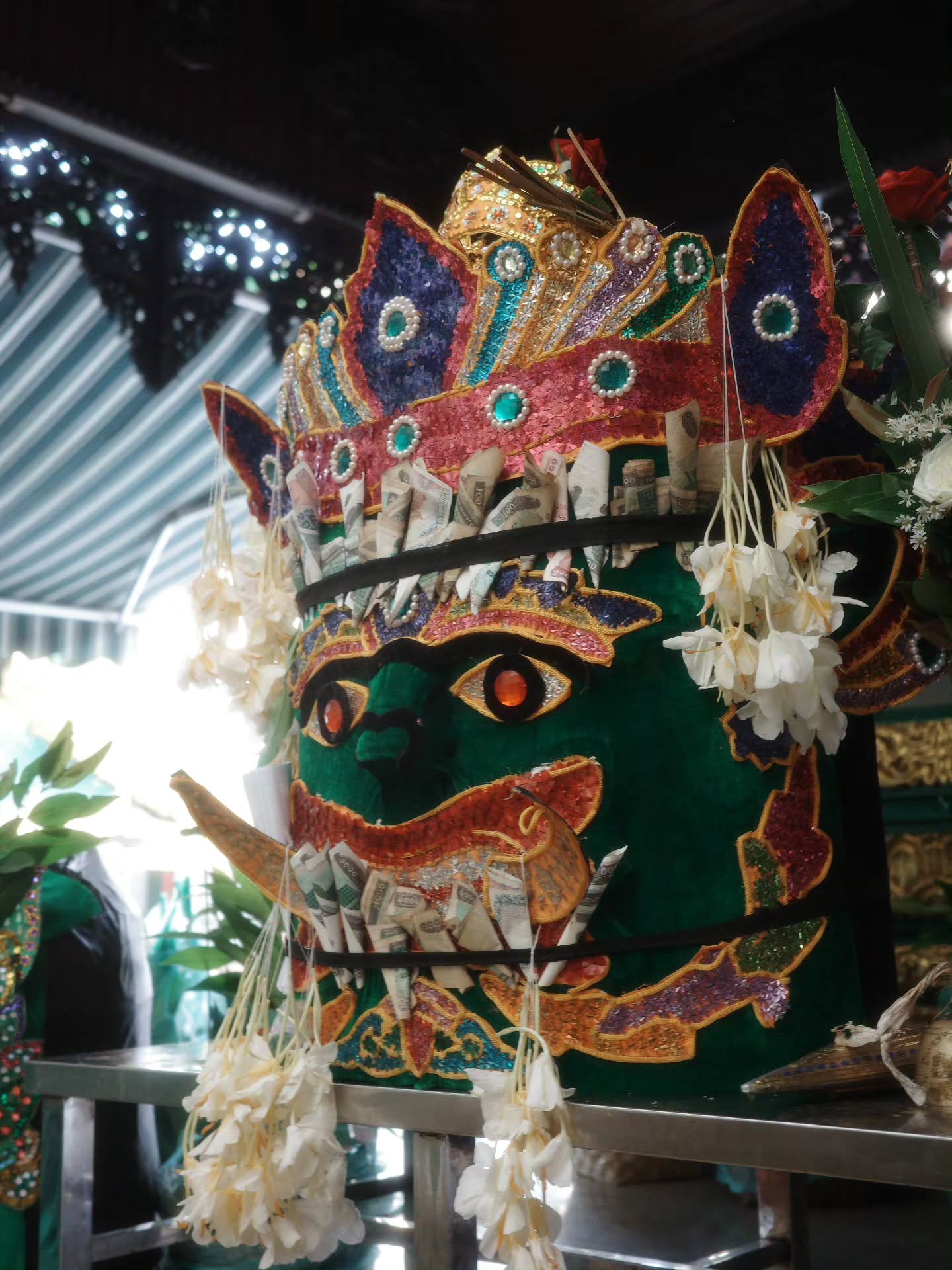 เต - ตะวัน วิหครัตน์
