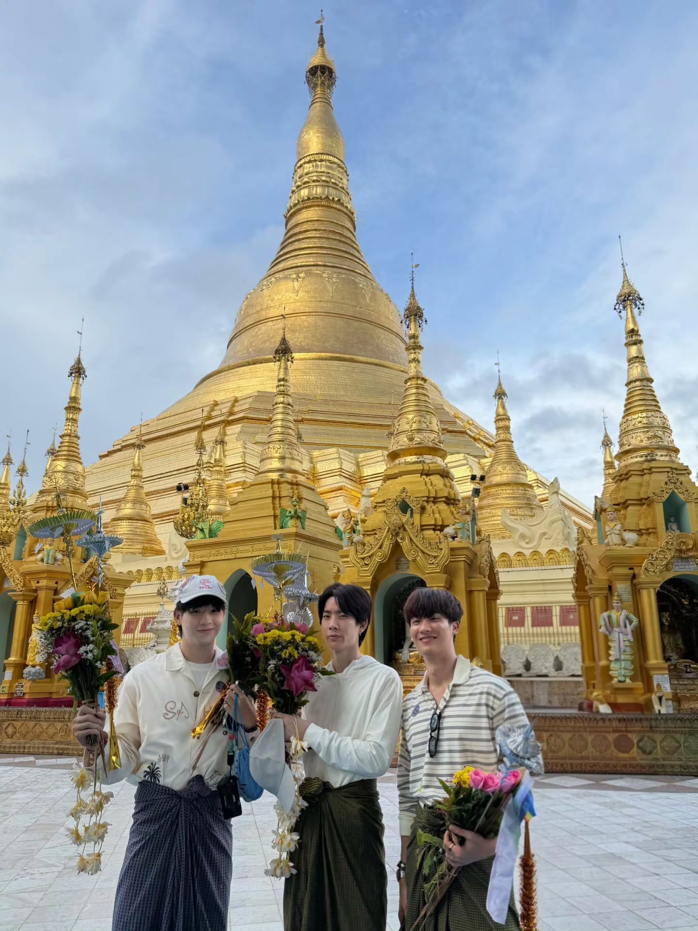 เต - ตะวัน วิหครัตน์