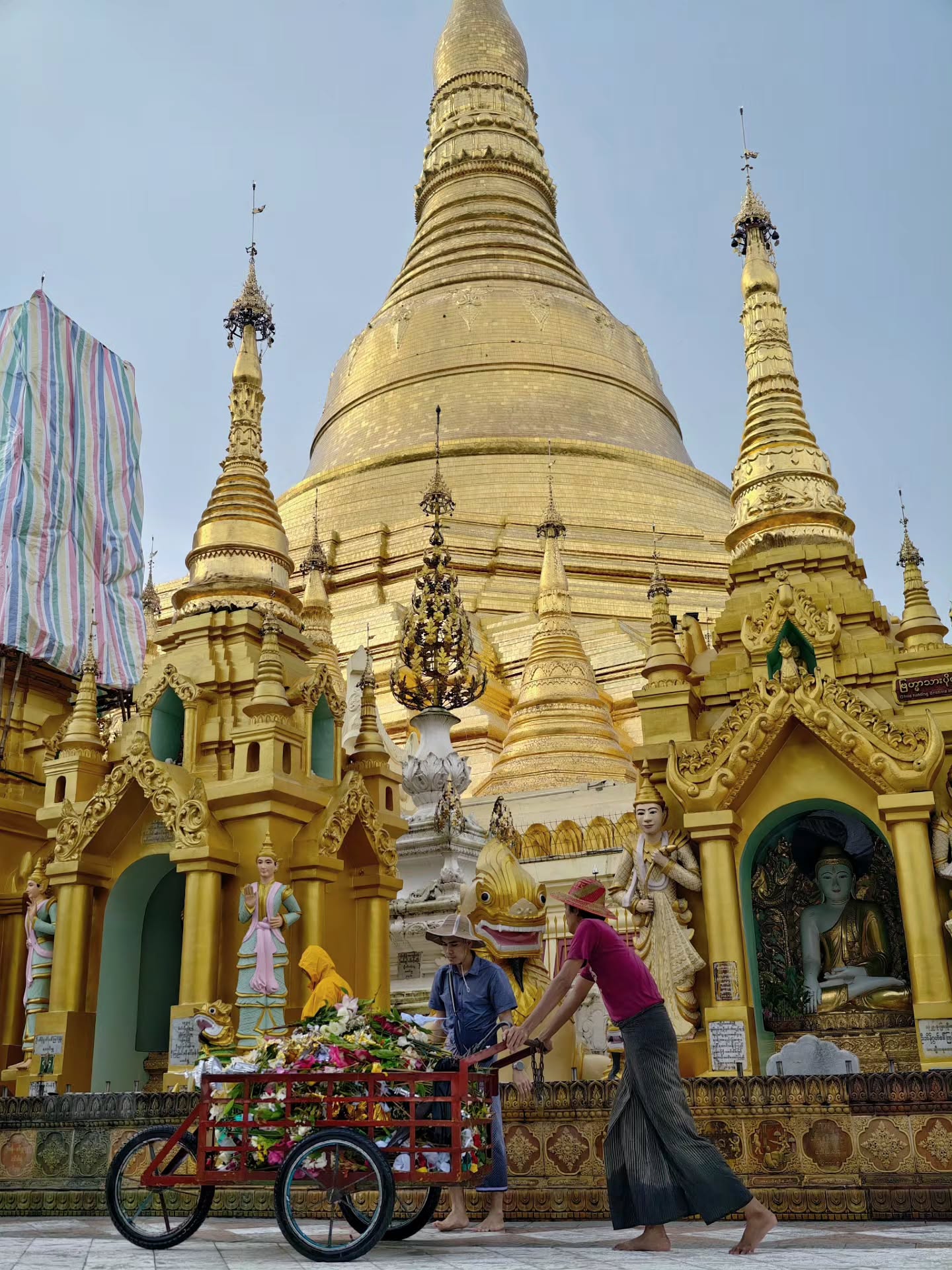 เต - ตะวัน วิหครัตน์