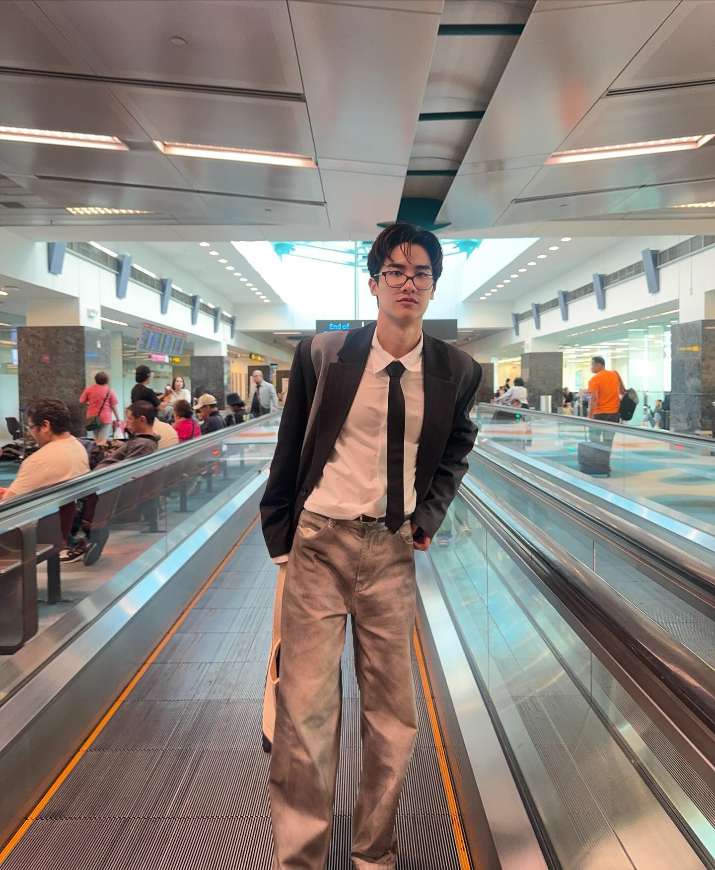 เต - ตะวัน วิหครัตน์