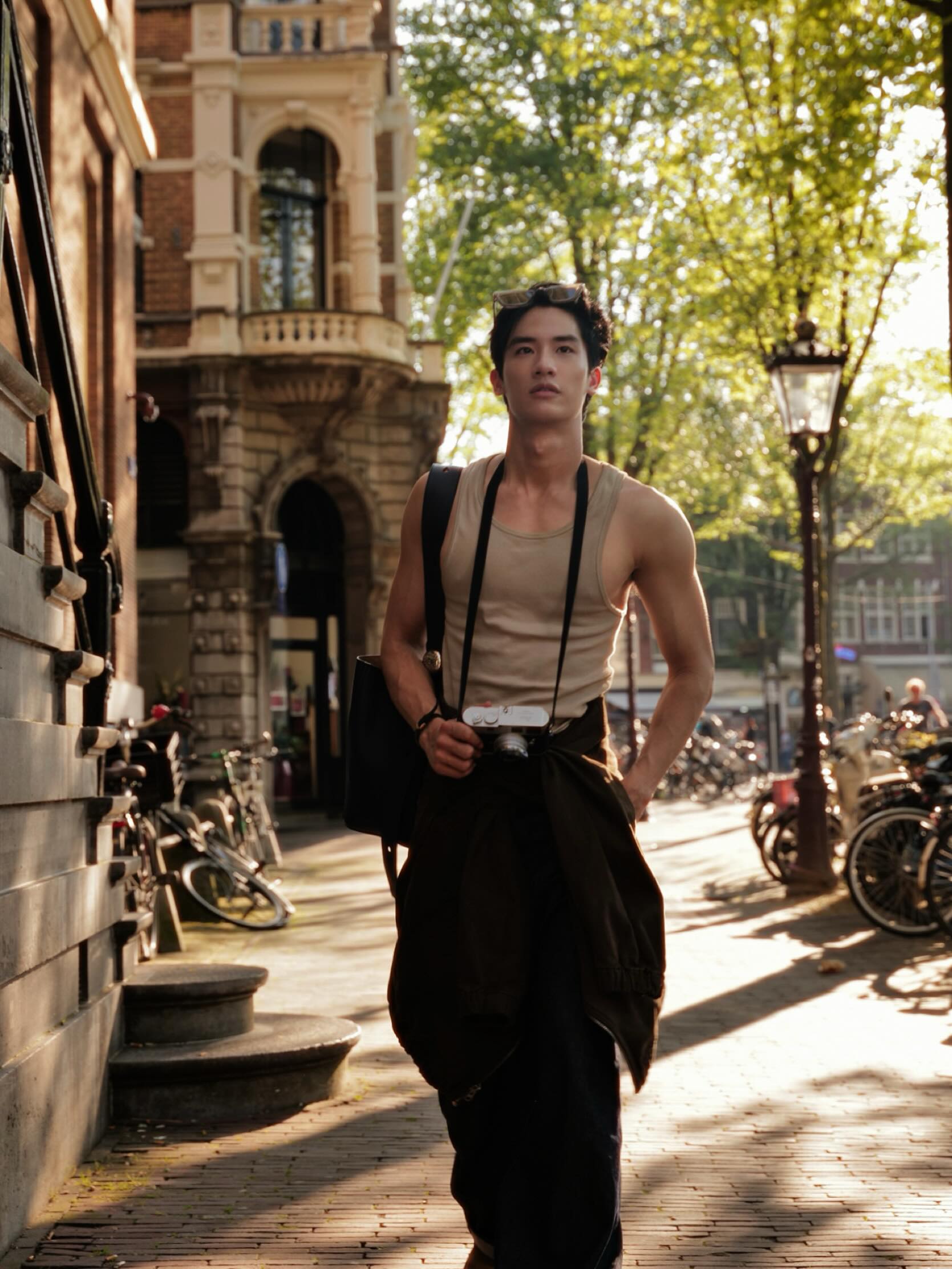 เต - ตะวัน วิหครัตน์