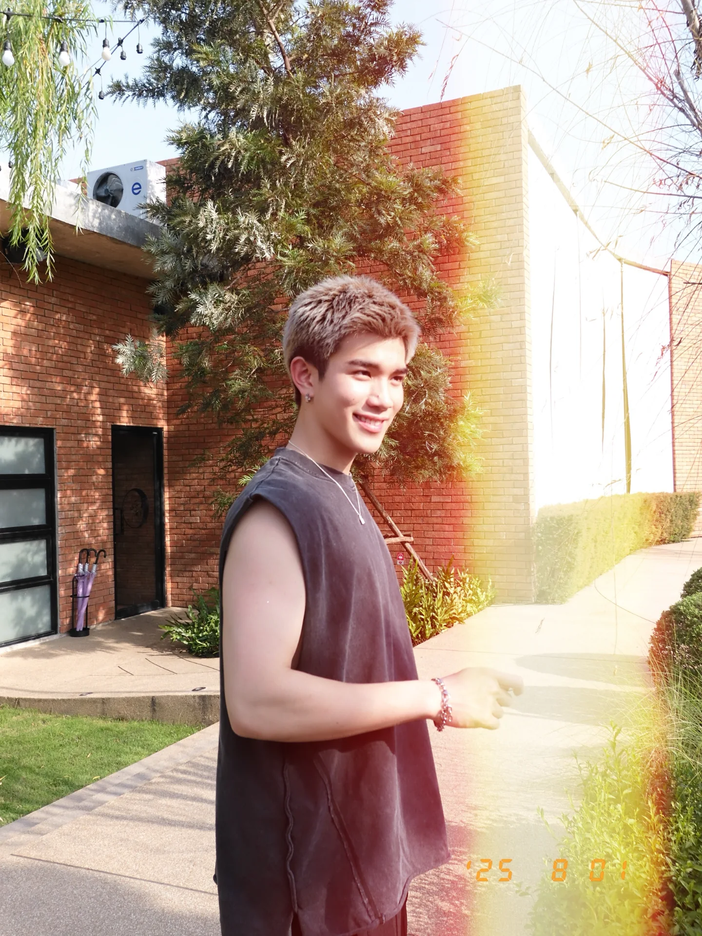 เต - ตะวัน วิหครัตน์