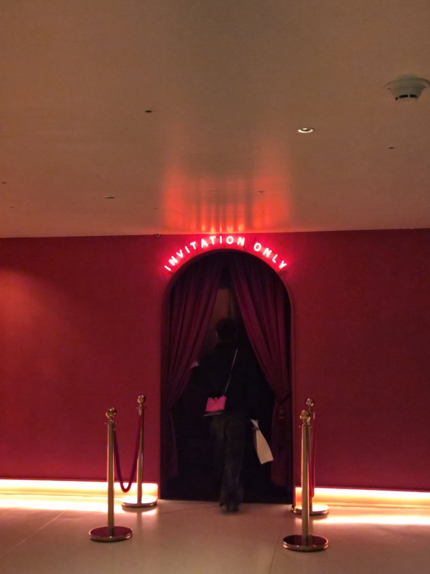 เต - ตะวัน วิหครัตน์