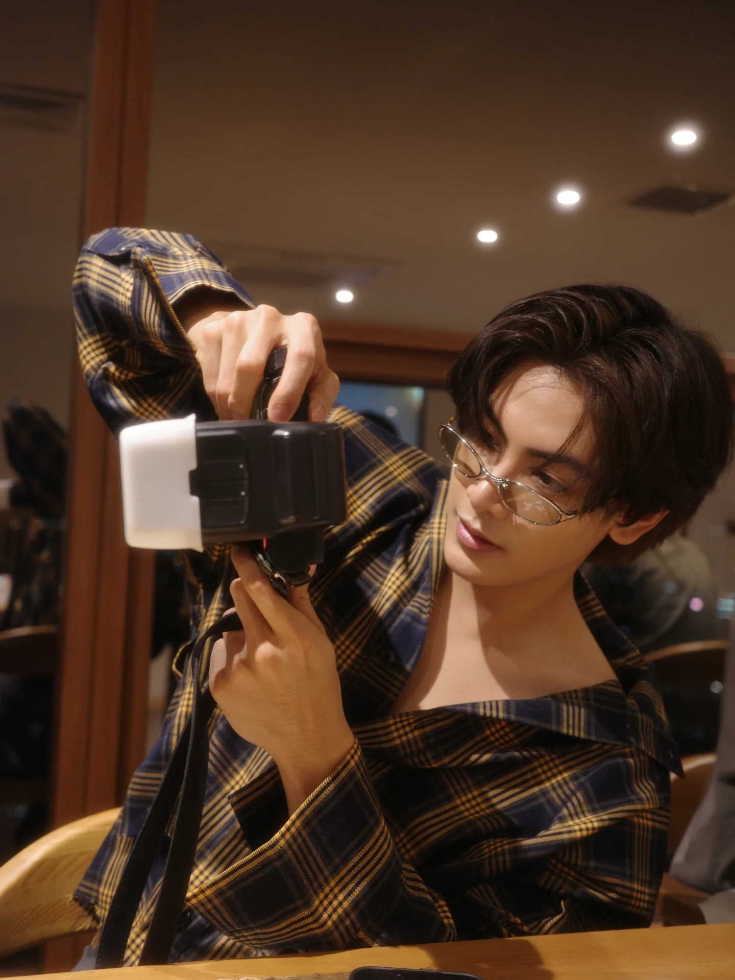 เต - ตะวัน วิหครัตน์