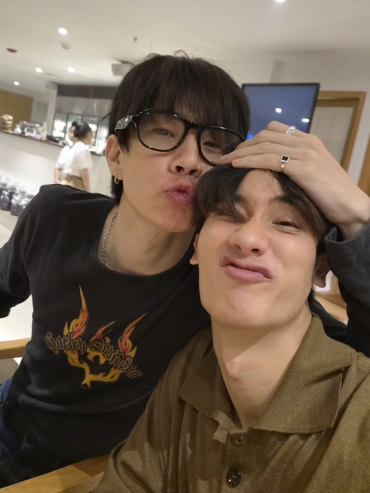 เต - ตะวัน วิหครัตน์