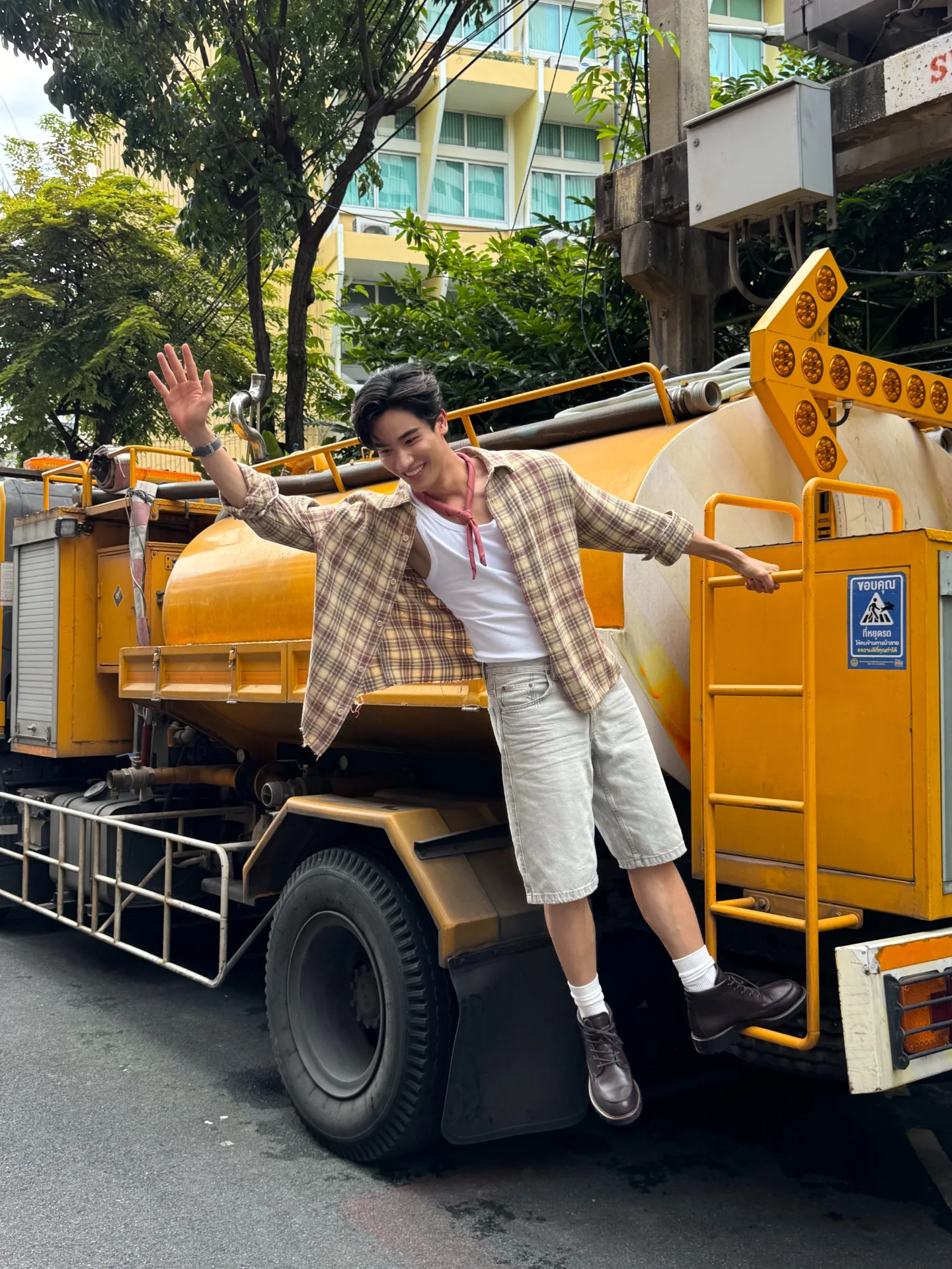 เต - ตะวัน วิหครัตน์