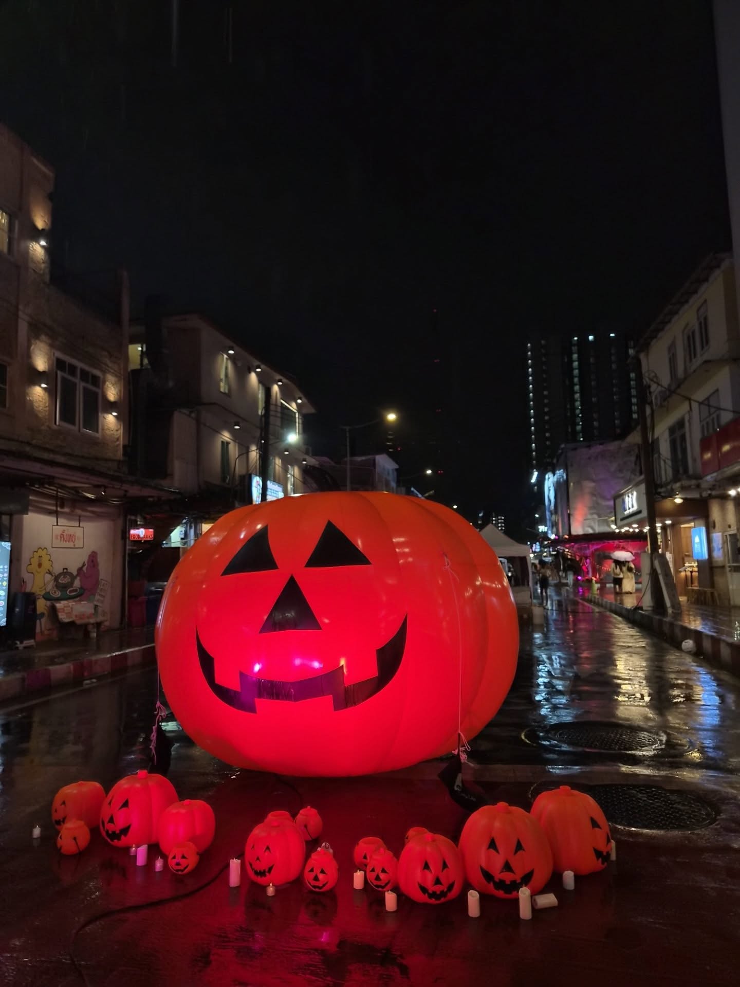 เต - ตะวัน วิหครัตน์