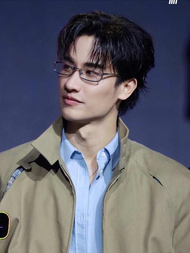 เต - ตะวัน วิหครัตน์