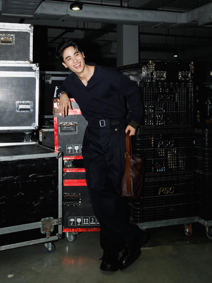 เต - ตะวัน วิหครัตน์