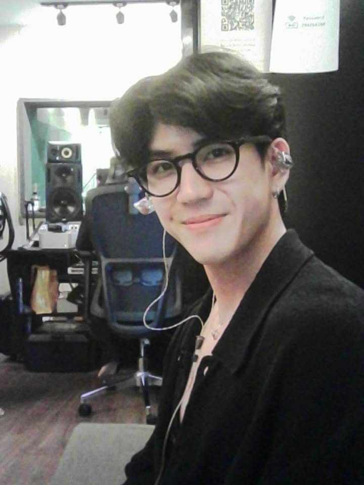 เต - ตะวัน วิหครัตน์