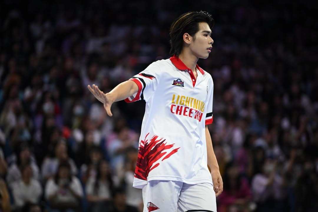 เต - ตะวัน วิหครัตน์