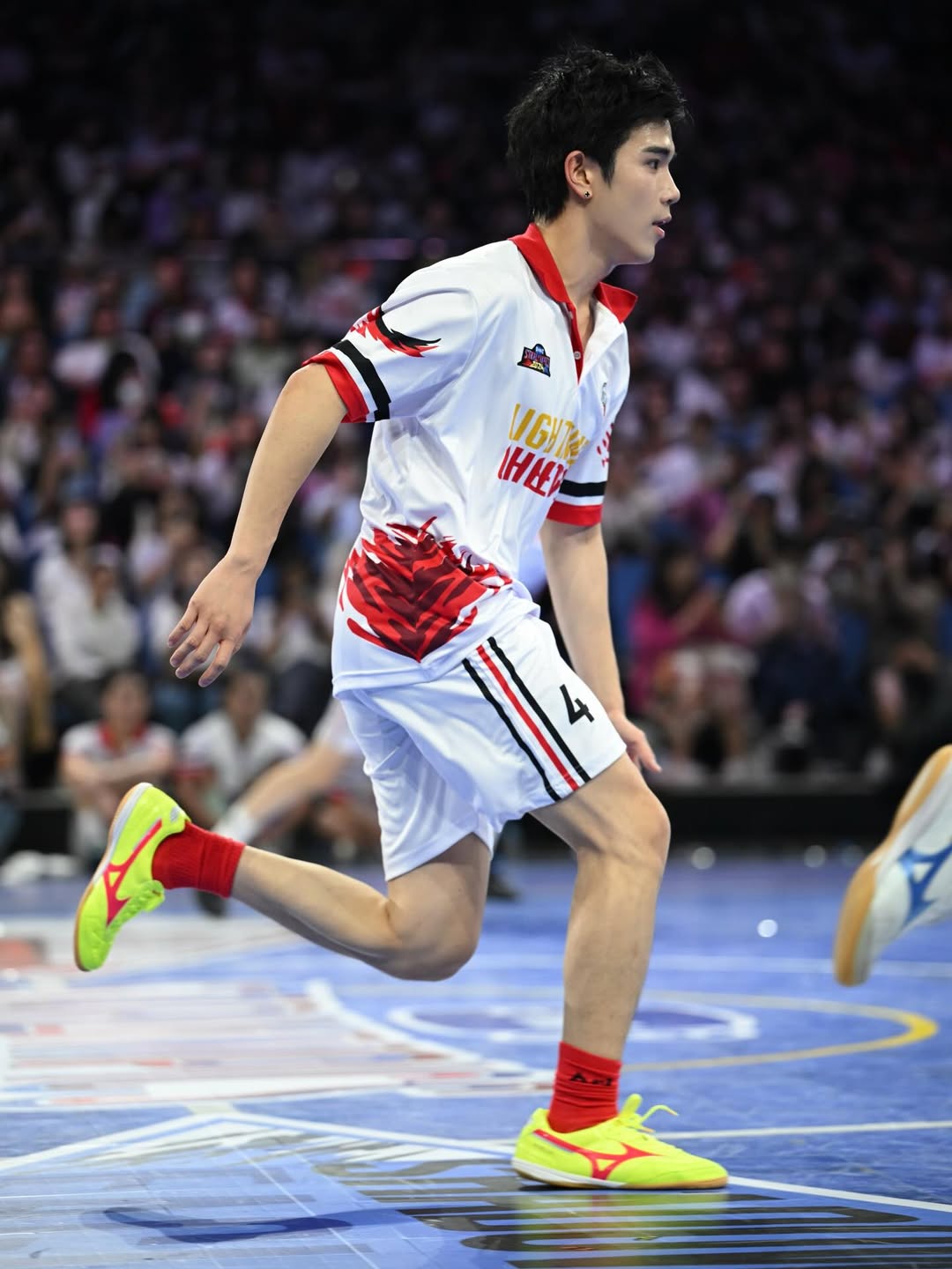 เต - ตะวัน วิหครัตน์