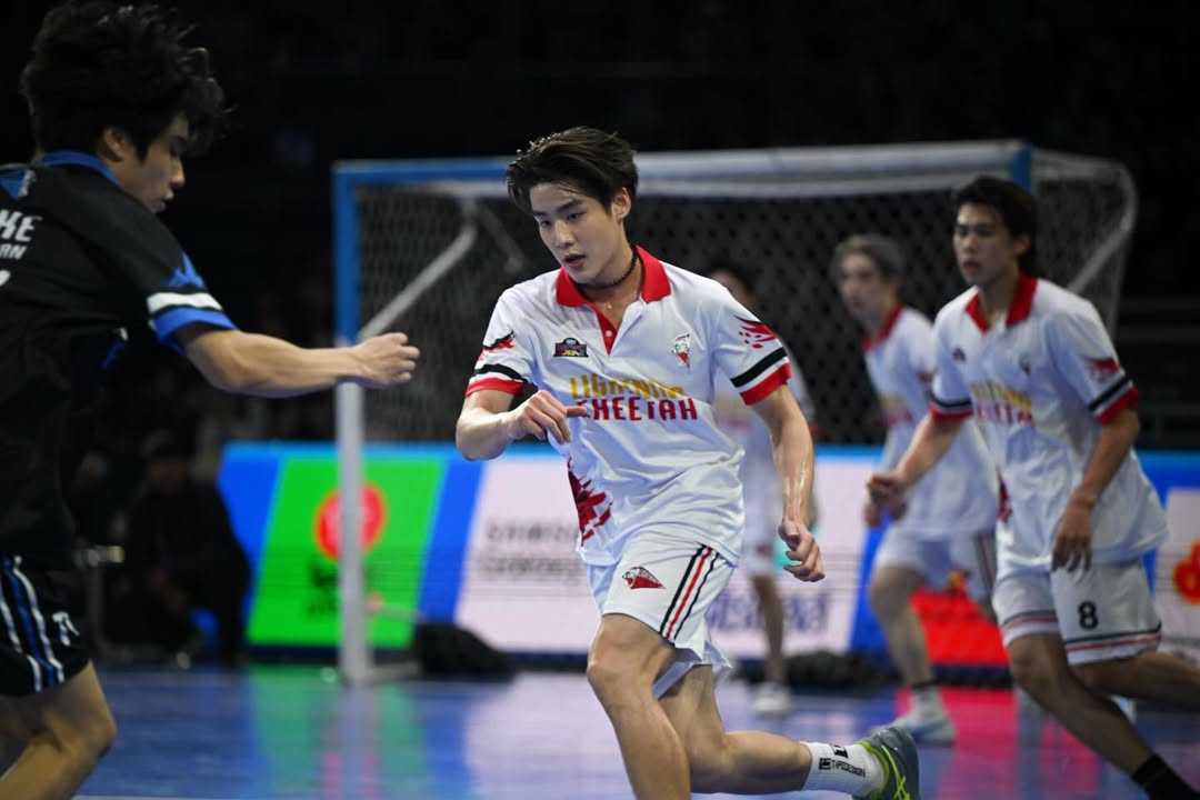 เต - ตะวัน วิหครัตน์