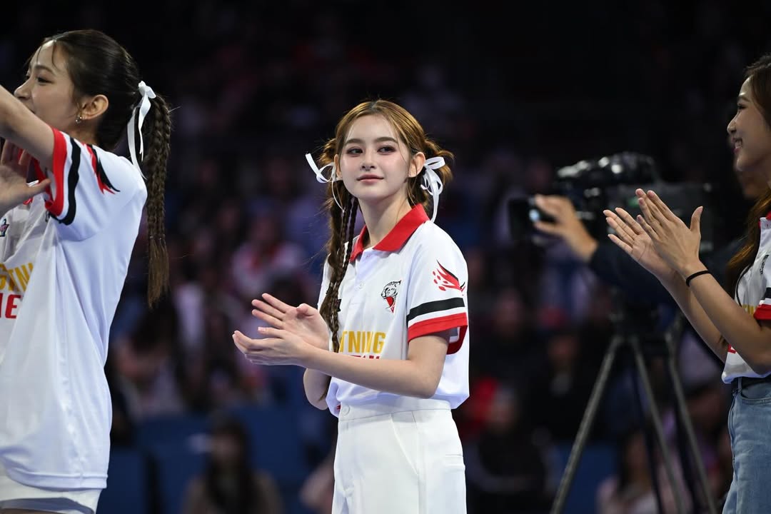 เต - ตะวัน วิหครัตน์