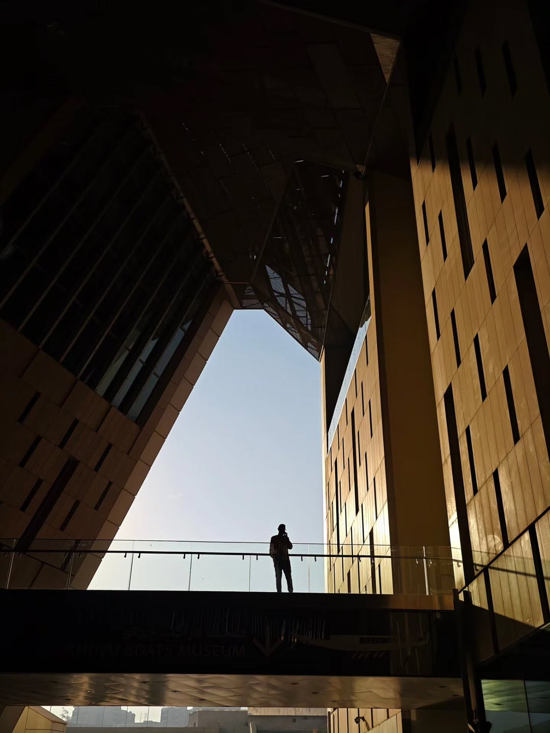 เต - ตะวัน วิหครัตน์