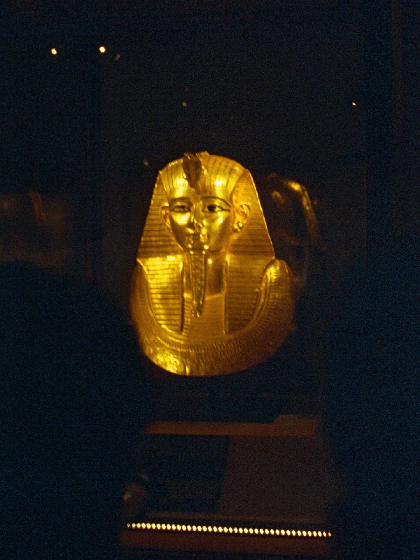 เต - ตะวัน วิหครัตน์