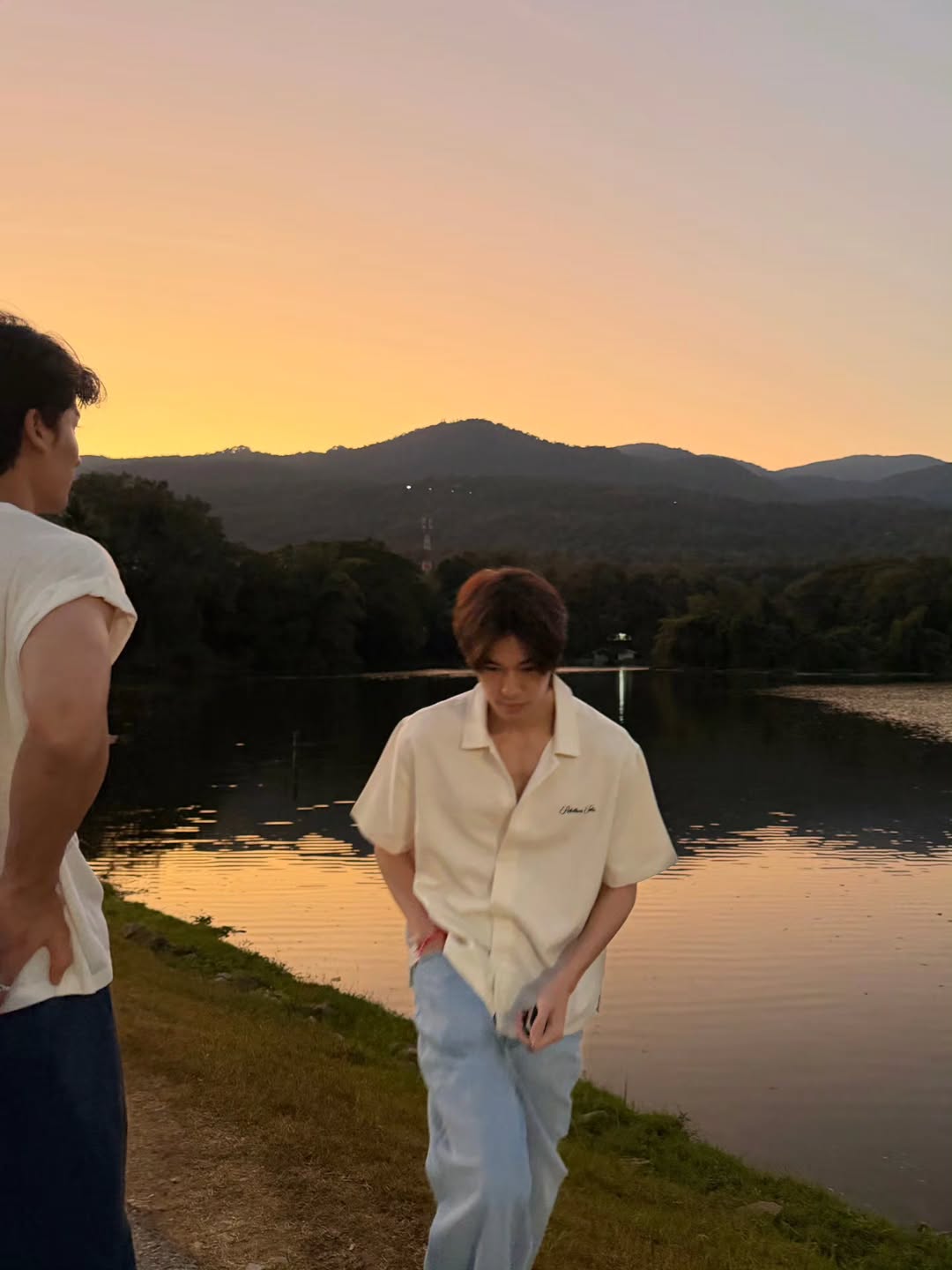 เต - ตะวัน วิหครัตน์