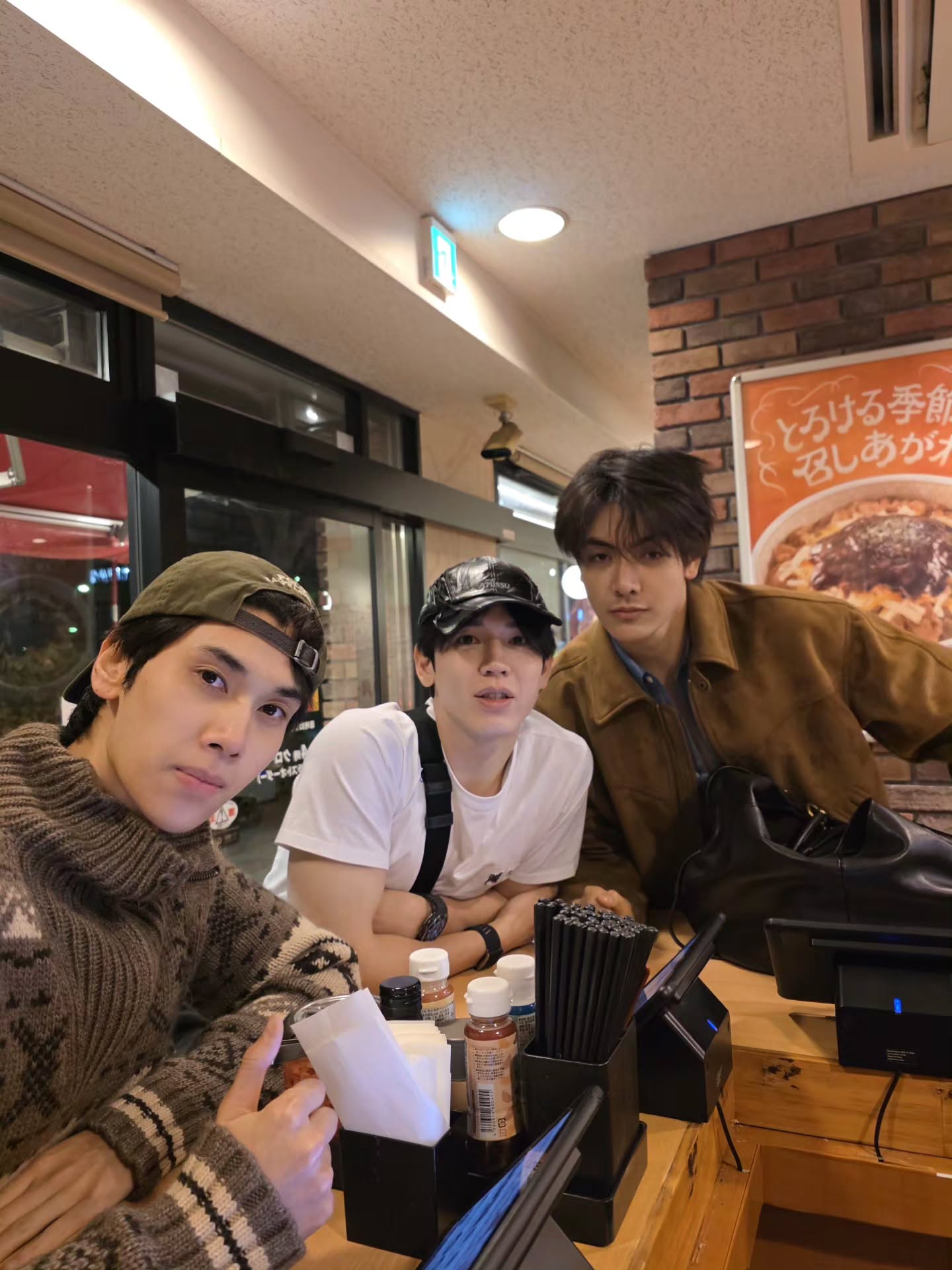 เต - ตะวัน วิหครัตน์