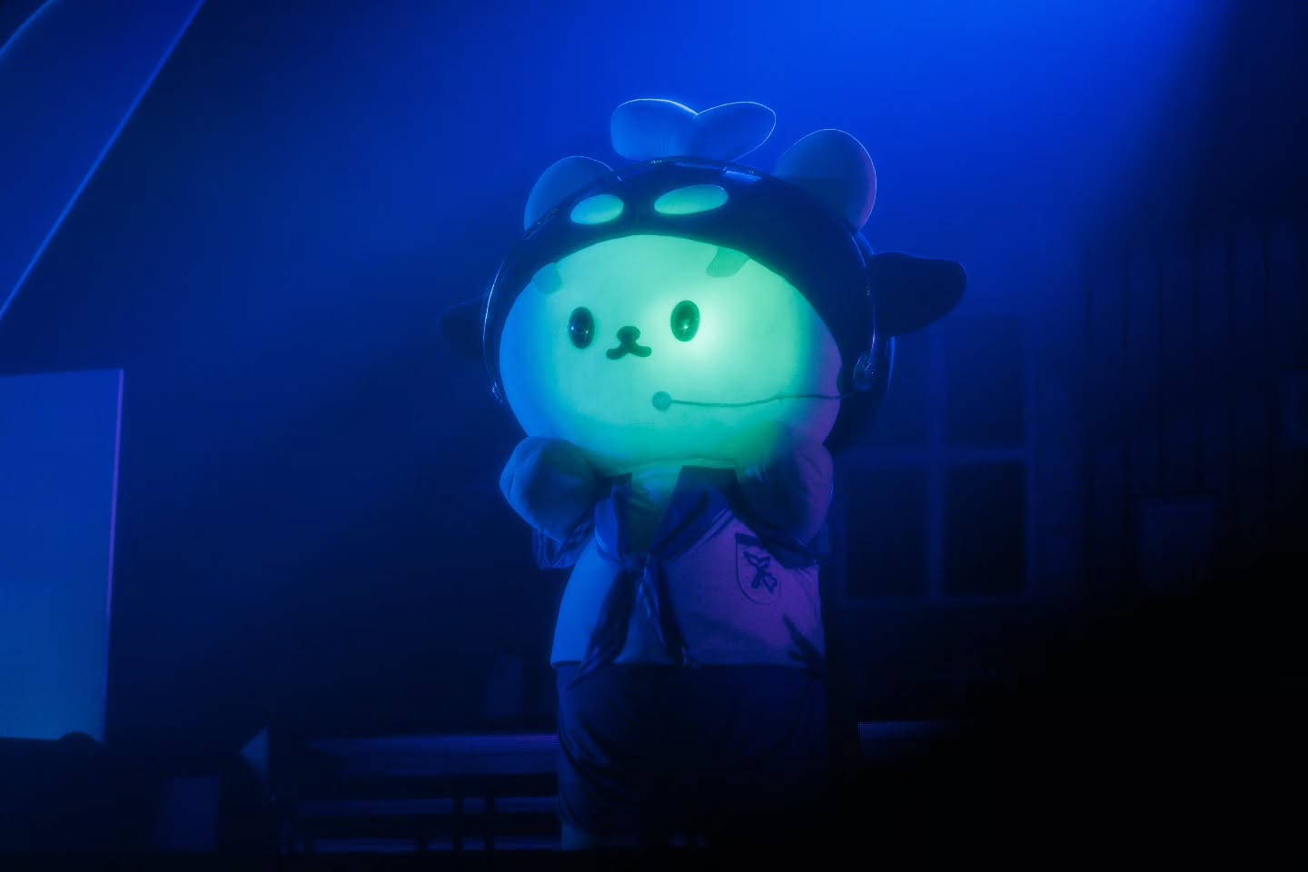 เต - ตะวัน วิหครัตน์