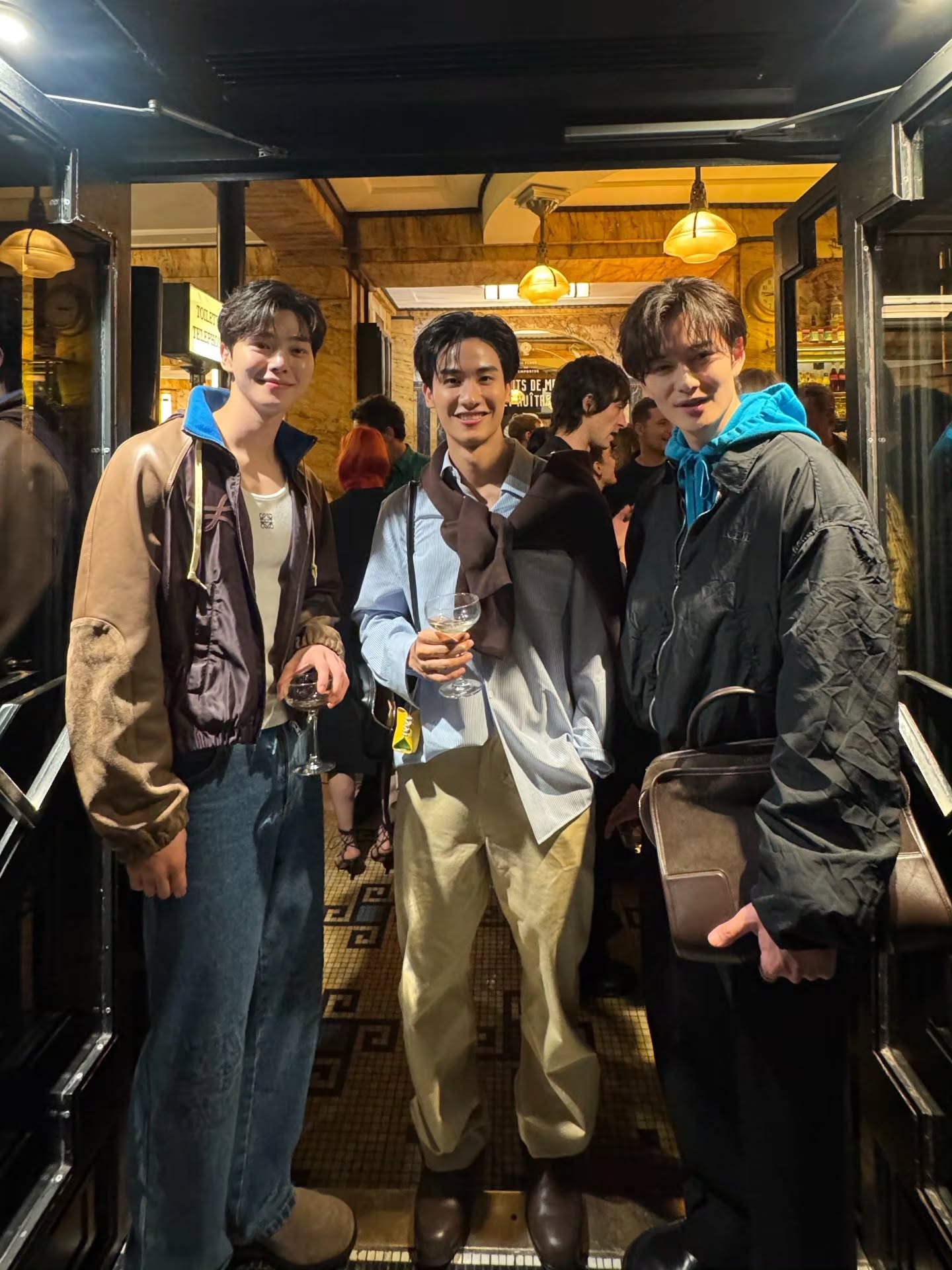 เต - ตะวัน วิหครัตน์