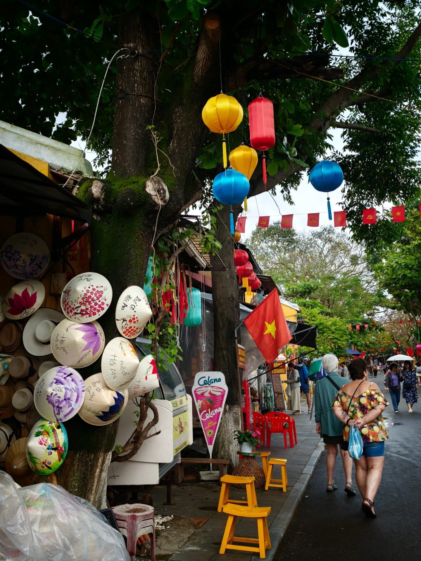 เต - ตะวัน วิหครัตน์