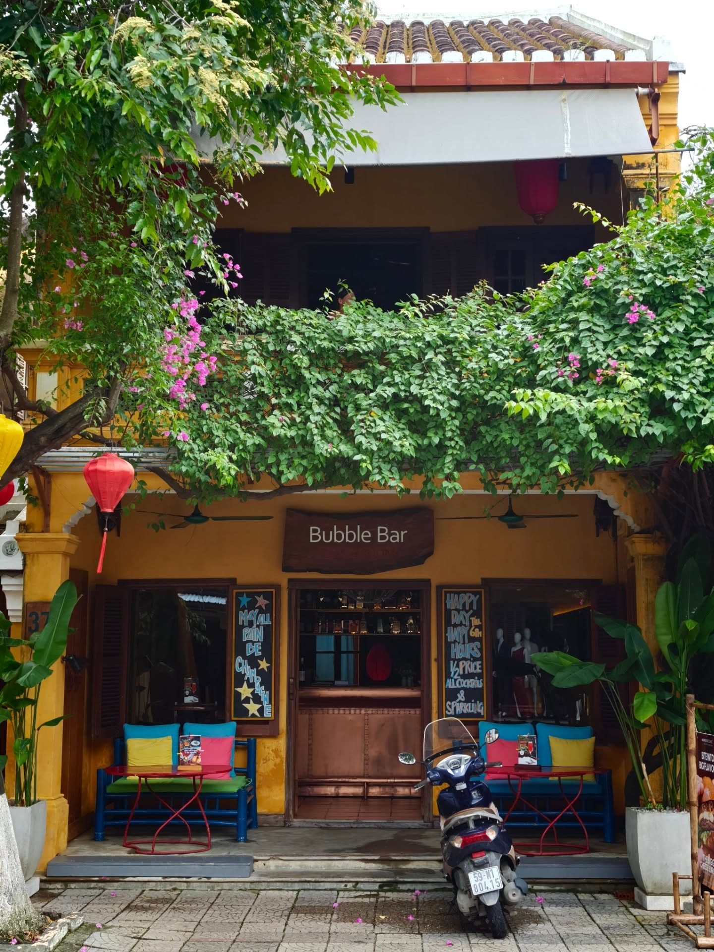 เต - ตะวัน วิหครัตน์