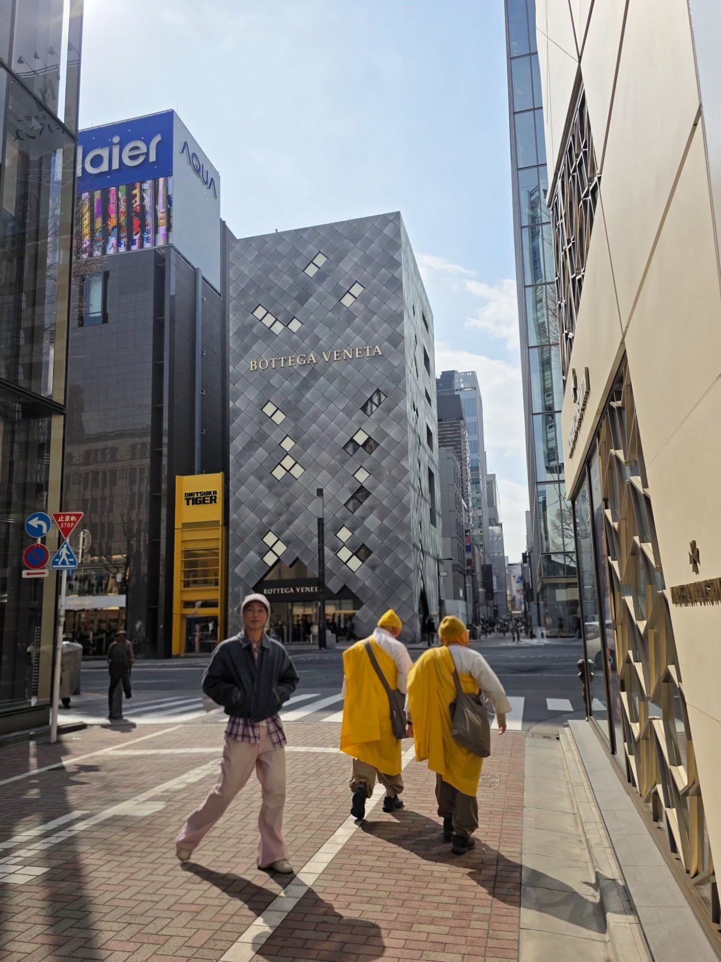 เต - ตะวัน วิหครัตน์