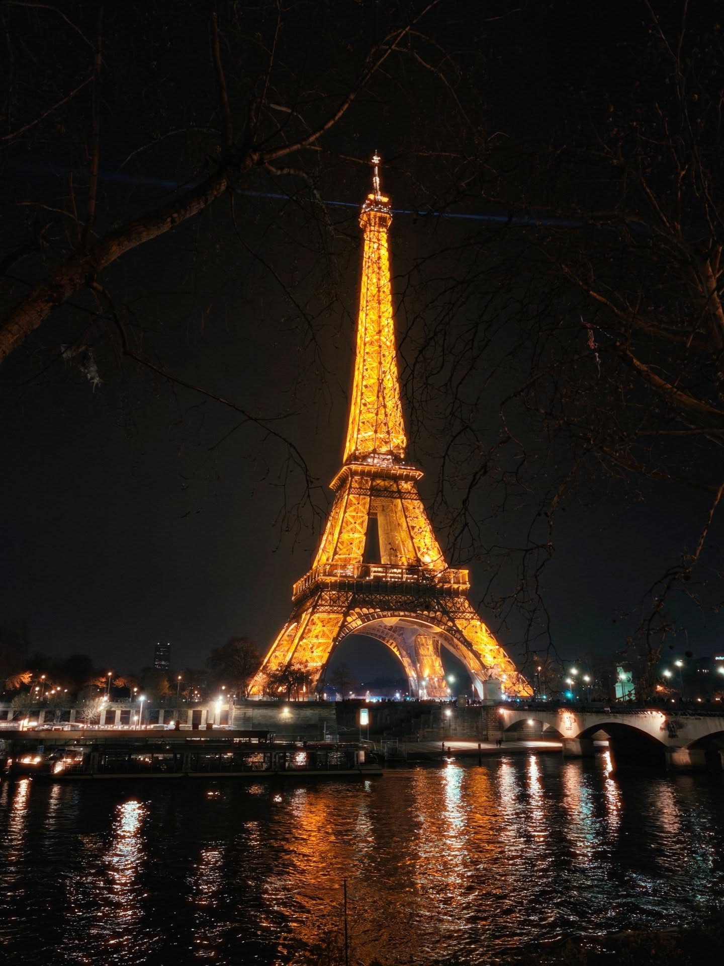 เต - ตะวัน วิหครัตน์